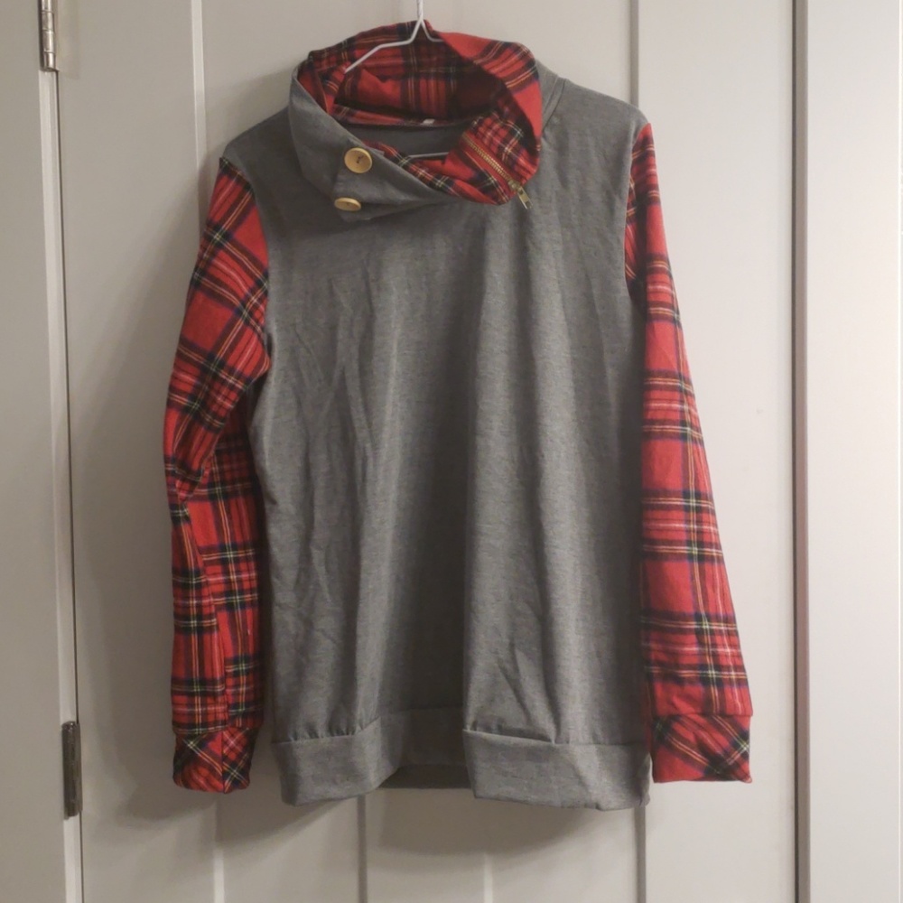 Lightweight sweater